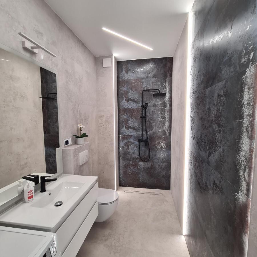 Apartamento Apartament Z Tarasem Morska 8 Rewal 50M Do Morza Exterior foto